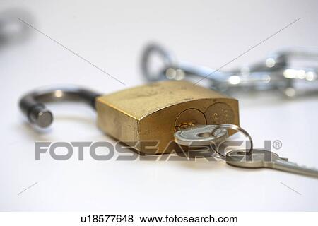 glied, schlo? glieder, kette, abschlieÀ, aufschlieÀ, closed, connection View Large Photo Image Stock Photo - glied, schlo? glieder, kette, abschlieÀ, aufschlieÀ, closed, connection. Fotosearch