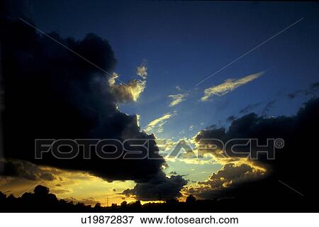 Stock Photo - cloud, bad, blue, black, Bernhard, abenddaemmerung. Fotosearch