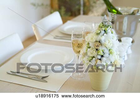 Flower arrangement View Large Photo Image Stock Photography - Flower arrangement. Fotosearch