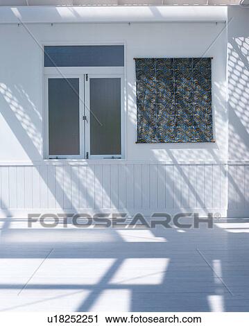 Stock Image - Empty room. Fotosearch