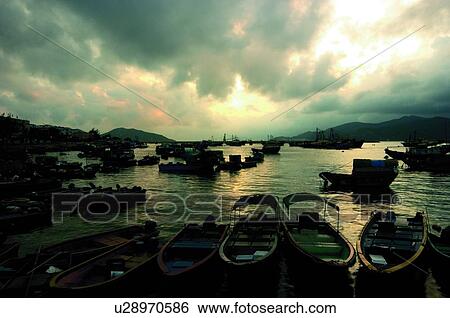 Cheung Chau Pier, Hong Kong View Large Photo Image Stock Photograph - Cheung Chau Pier, Hong Kong. Fotosearch