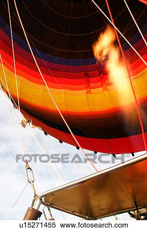 Stock Photography - dubai, oman, baloon, desert, fly, air, sand. Fotosearch