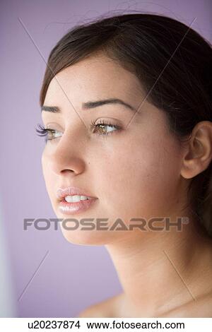Picture - business, woman, arab, world, trade, hotel. Fotosearch
