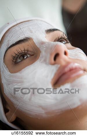 Stock Image - business, woman, arab, world, trade, hotel. Fotosearch