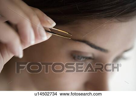 Picture - woman, beauty, health, Arabic. Fotosearch