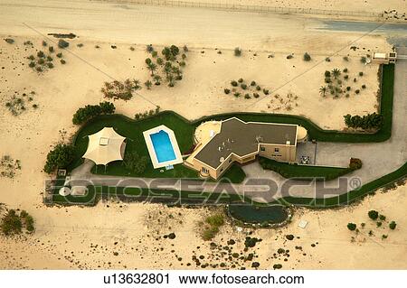 Stock Image - dubai, aerial, view, swimming, house. Fotosearch