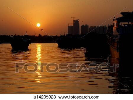 dubai, sunset, sunrise, creek, burdubai, deira, towers View Large Photo Image Stock Image - dubai, sunset, sunrise, creek, burdubai, deira, towers. Fotosearch