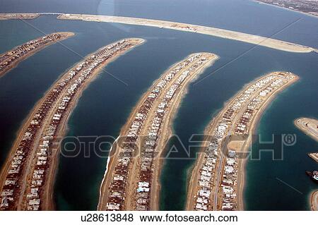 Stock Photo - dubai, aerial, dubai, jumeirah, palm, entrance. Fotosearch