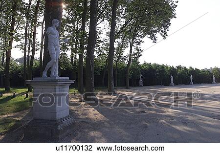 Chateau de Versailles, France View Large Photo Image Stock Image - Chateau de Versailles, France. Fotosearch