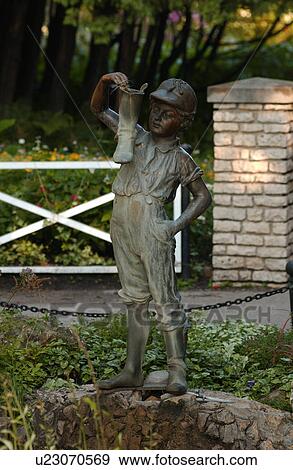 The English Gardens at Assiniboine Park - Leo Mol Sculpture Garden - Winnipeg View Large Photo Image Stock Photo - The English Gardens at Assiniboine Park - Leo Mol Sculpture Garden - Winnipeg. Fotosearch