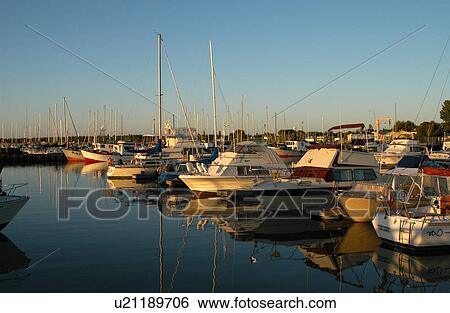 Stock Photograph - Boat Harbor. Fotosearch