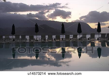 Hawaii & Kaui View Large Photo Image Picture - Hawaii & Kaui. Fotosearch