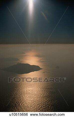 Stock Photograph - Sunlight At Lake. Fotosearch