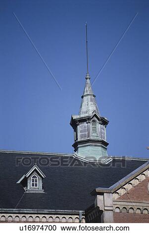 Stock Image - Pinnacle. Fotosearch