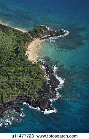 Aerial of Maui, Hawaii beach and Pacific ocean View Large Photo Image Stock Image - Aerial of Maui, Hawaii beach and Pacific ocean. Fotosearch