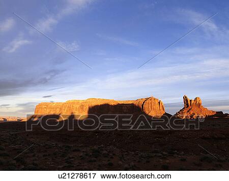 Scenic landscape of mesas in Monument Valley View Large Photo Image Stock Photo - Scenic landscape of mesas in Monument Valley. Fotosearch