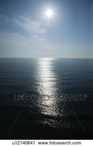 Sun reflecting in ocean View Large Photo Image Stock Image - Sun reflecting in ocean. Fotosearch