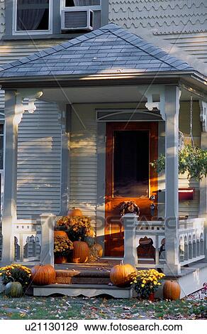 An inviting entrance View Large Photo Image Stock Photo - An inviting entrance. Fotosearch