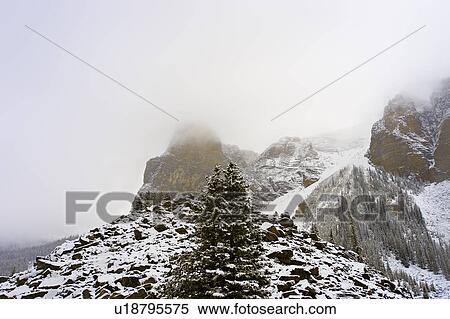 Stock Photography - Mountains in winter. Fotosearch