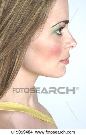 Picture - Profile of glamorous girl. Fotosearch