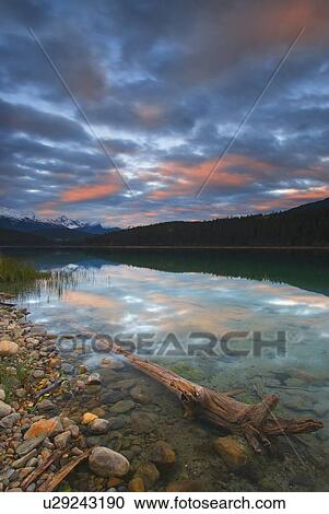 Stock Image - A beautiful scene. Fotosearch