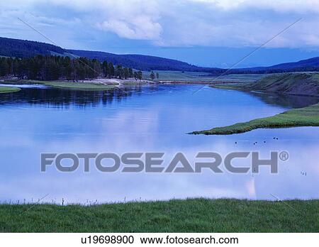 A scenic pond View Large Photo Image Stock Image - A scenic pond. Fotosearch