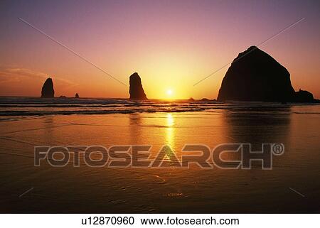 Sunset at Cannon Beach View Large Photo Image Stock Image - Sunset at Cannon Beach. Fotosearch