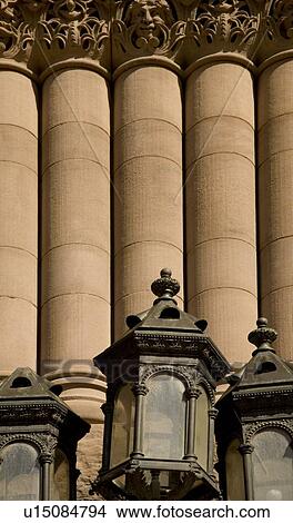 Picture - Lanterns & Columns. Fotosearch
