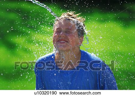 Stock Image - A watery surprise. Fotosearch
