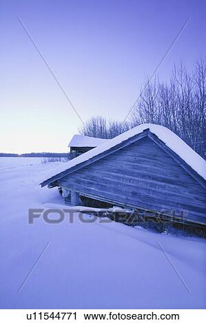Stock Image - A wayward roof. Fotosearch