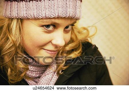 Picture - Dressed for outside. Fotosearch