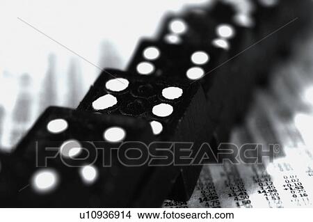 Picture - The game. Fotosearch