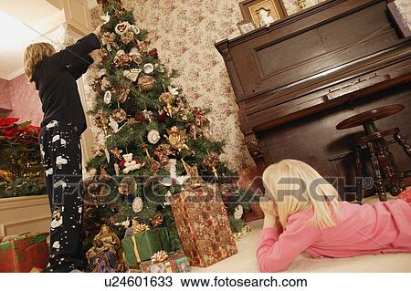 Stock Image - Waiting patiently. Fotosearch