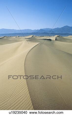 Stock Image - Ridge of sand dune. Fotosearch
