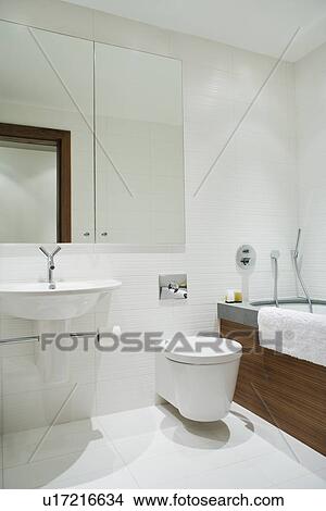 Picture - Bathroom. Fotosearch