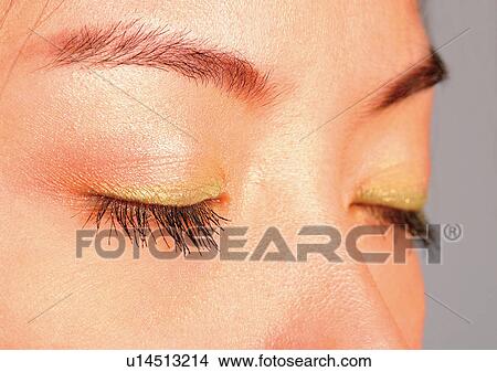 Picture - Close-Up, Detail, Eye Lashes, Eyelid, Features. Fotosearch