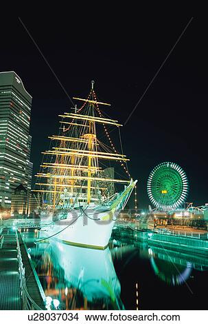 Minato Mirai at Night, Yokohama, Japan View Large Photo Image Picture - Minato Mirai at Night, Yokohama, Japan. Fotosearch