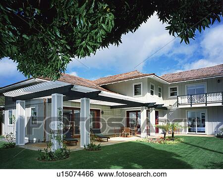 Rear exterior of contemporary home View Large Photo Image Stock Photograph - Rear exterior of contemporary home. Fotosearch