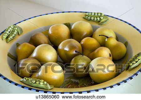 Stock Image - Bowl of pears. Fotosearch