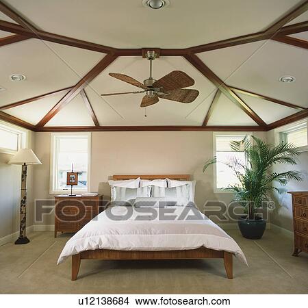 Picture - Contemporary Master Bedroom in Coastal Home. Fotosearch