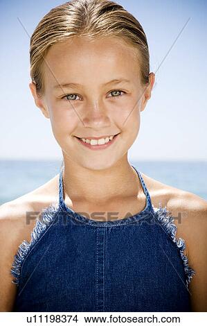 Picture - Portrait of a young girl. Fotosearch