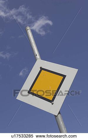 Stock Photography - Close-Up, Cloud, Day, Diamond Shape. Fotosearch