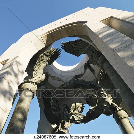 World War II Memorial in Washington, D. C., USA View Large Photo Image Stock Photography - World War II Memorial in Washington, D. C., USA. Fotosearch