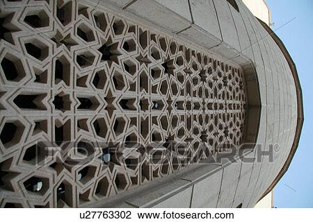 Stock Image - dubai, commerce, trade, poeple, arabic, spicies, spicy. Fotosearch