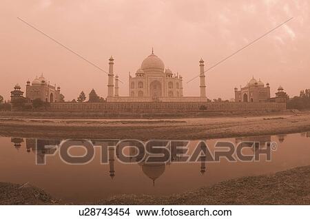 Picture - Mausoleum at the riverside, Taj Mahal, Agra, Uttar Pradesh, India. Fotosearch