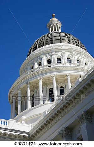 Picture - Low angle of the dome at the Sacramento Capitol building, California, USA.. Fotosearch