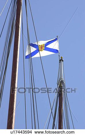 Lunenberg, Nova Scotia, Canada View Large Photo Image Picture - Lunenberg, Nova Scotia, Canada. Fotosearch