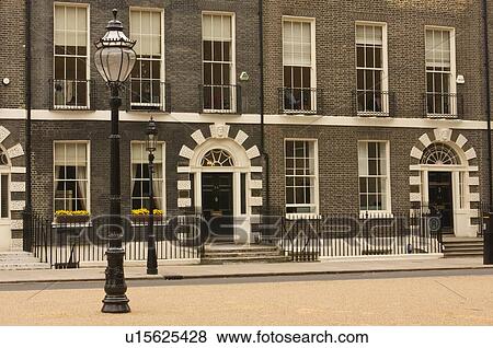 Bedford Square, Bloomsbury, London View Large Photo Image Stock Photo - Bedford Square, Bloomsbury, London. Fotosearch