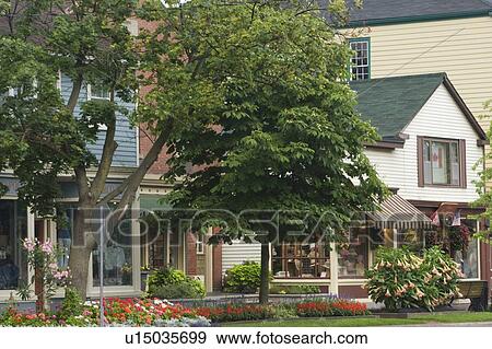 Main Street - Niagara-on-the-Lake, Ontario, Canada View Large Photo Image Stock Photo - Main Street - Niagara-on-the-Lake, Ontario, Canada. Fotosearch