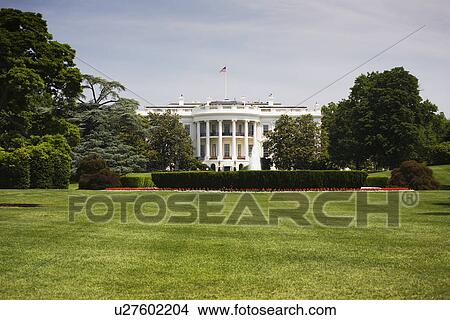 Picture - White House landscape Washington DC USA. Fotosearch